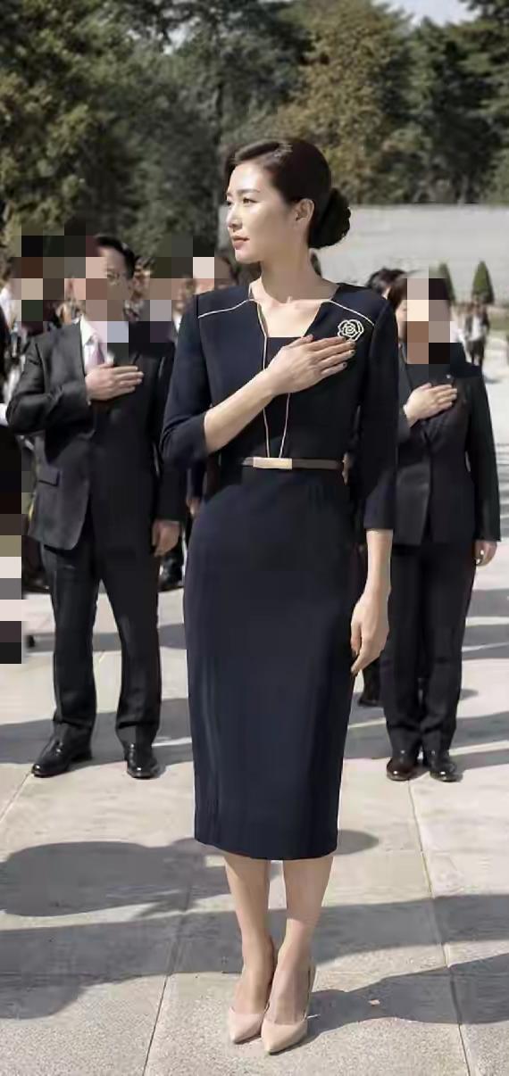 如果现实中真有这样的女孩子，这得是至少A8财富以上的家庭，才能去大胆奢望一下的吧