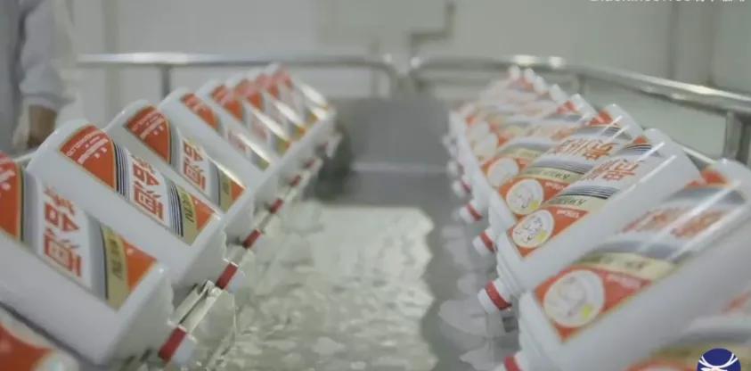  
周四了我还没买到酱香拿铁，而茅台市值大涨了这么多？


[吃瓜群众]周四了，