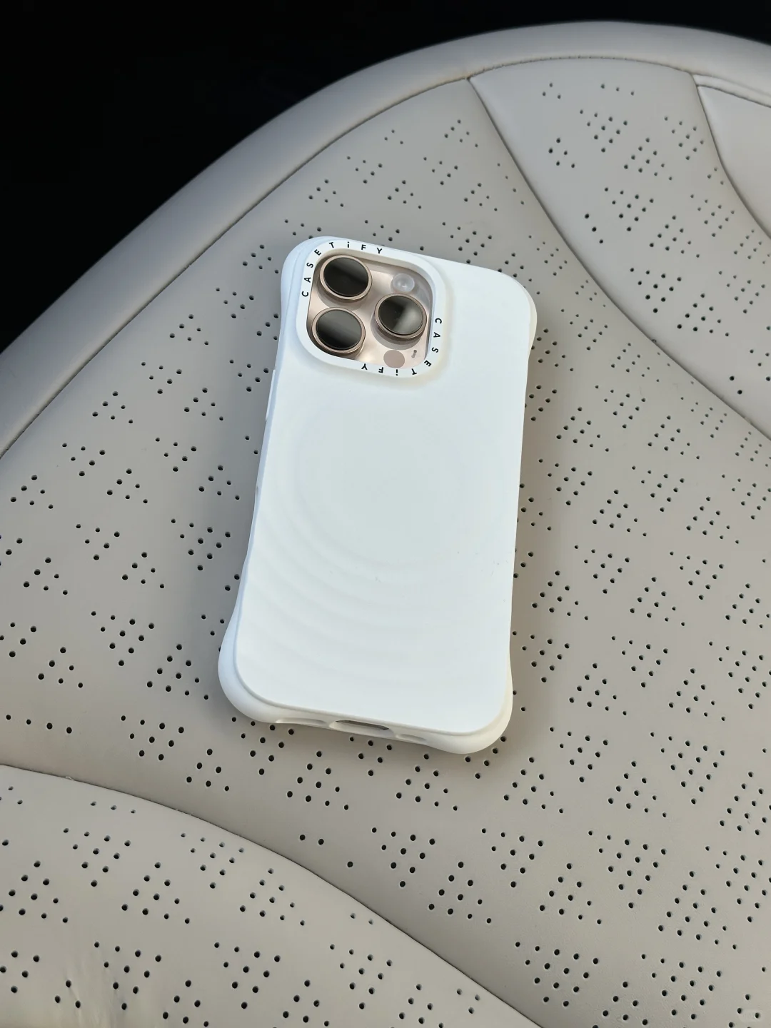 casetify波漾 裸奔也好看