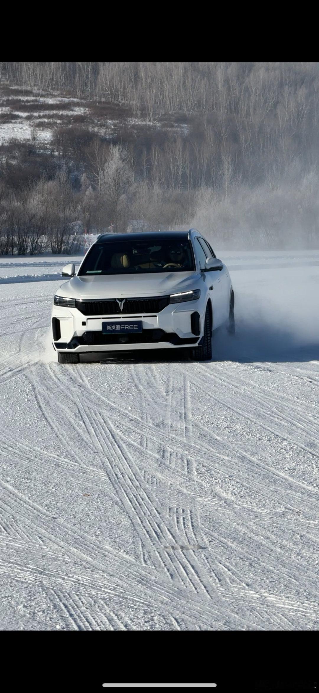 南方人难得一次体验雪上漂移，难得一次见到六角雪花  ​​​