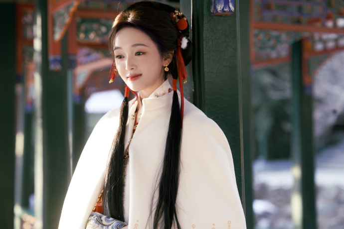 吴宣仪红白明制汉服 吴宣仪红白明制汉服，吴宣仪古风生日照，元气明媚的小选啊，永远