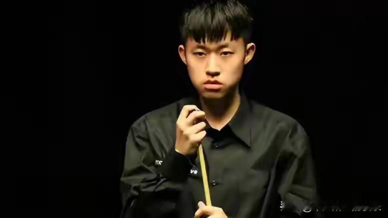 斯诺克英锦赛资格赛第二轮，有高兴、有遗憾、也有失望。
高兴的是被寄予厚望的小将常