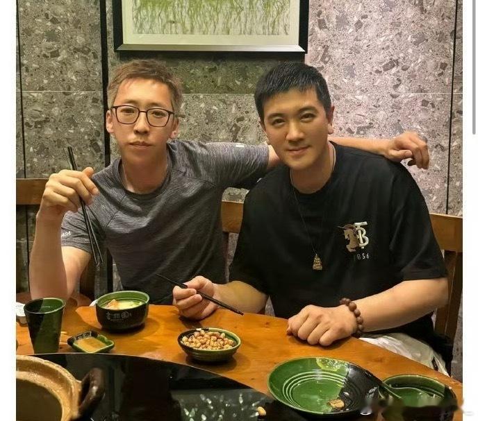 留几手杨子的互相蛐蛐，你们看到的是他两个互相嘴炮，但我真觉得他俩是真爱。再见爱人