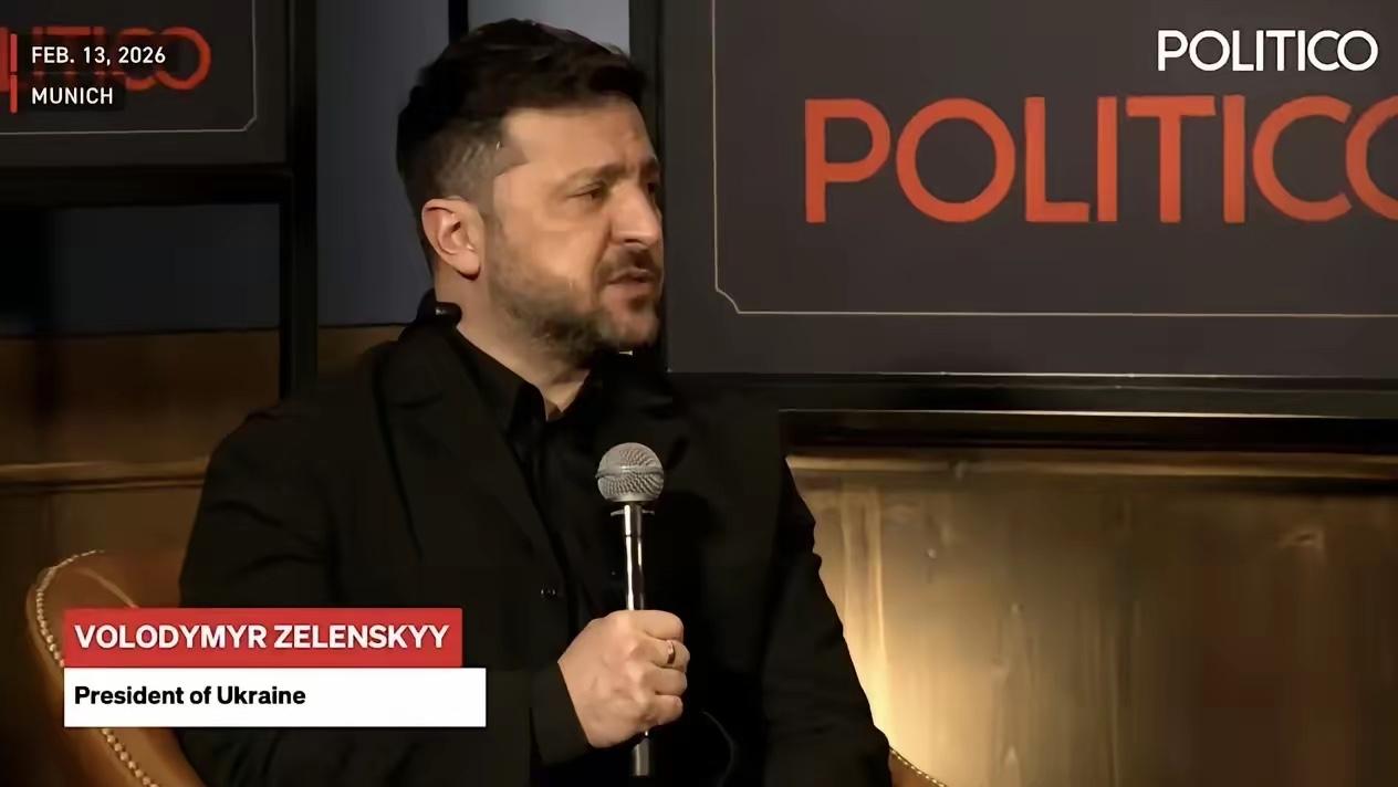 乌克兰总统泽连斯基在接受美国“政治”新闻网采访时表示：“我比普京年轻，这很重要。