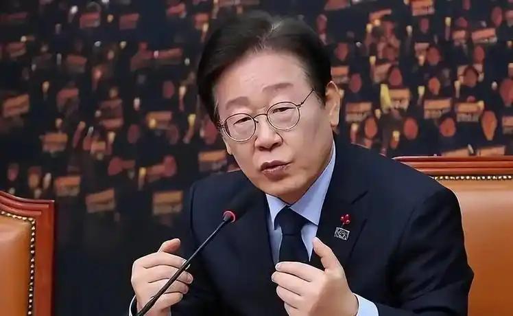 李在明越查越后怕，尹锡悦不仅搞非法戒严，还和台当局非法勾连！

麻烦看官老爷们右