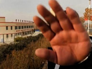 全网大反转！华裔记者被赶出中国，外媒哭着喊冤，真相太解气！
 
素材取自6月1日