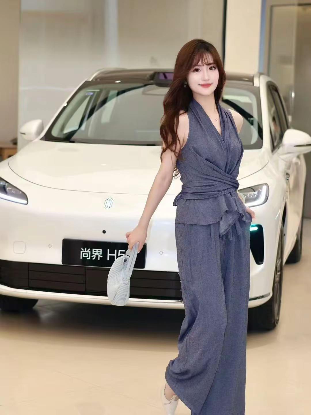 每一步都在自己的节奏里，给我随时出发的底气，享受当下，勇敢探索人生新方向。