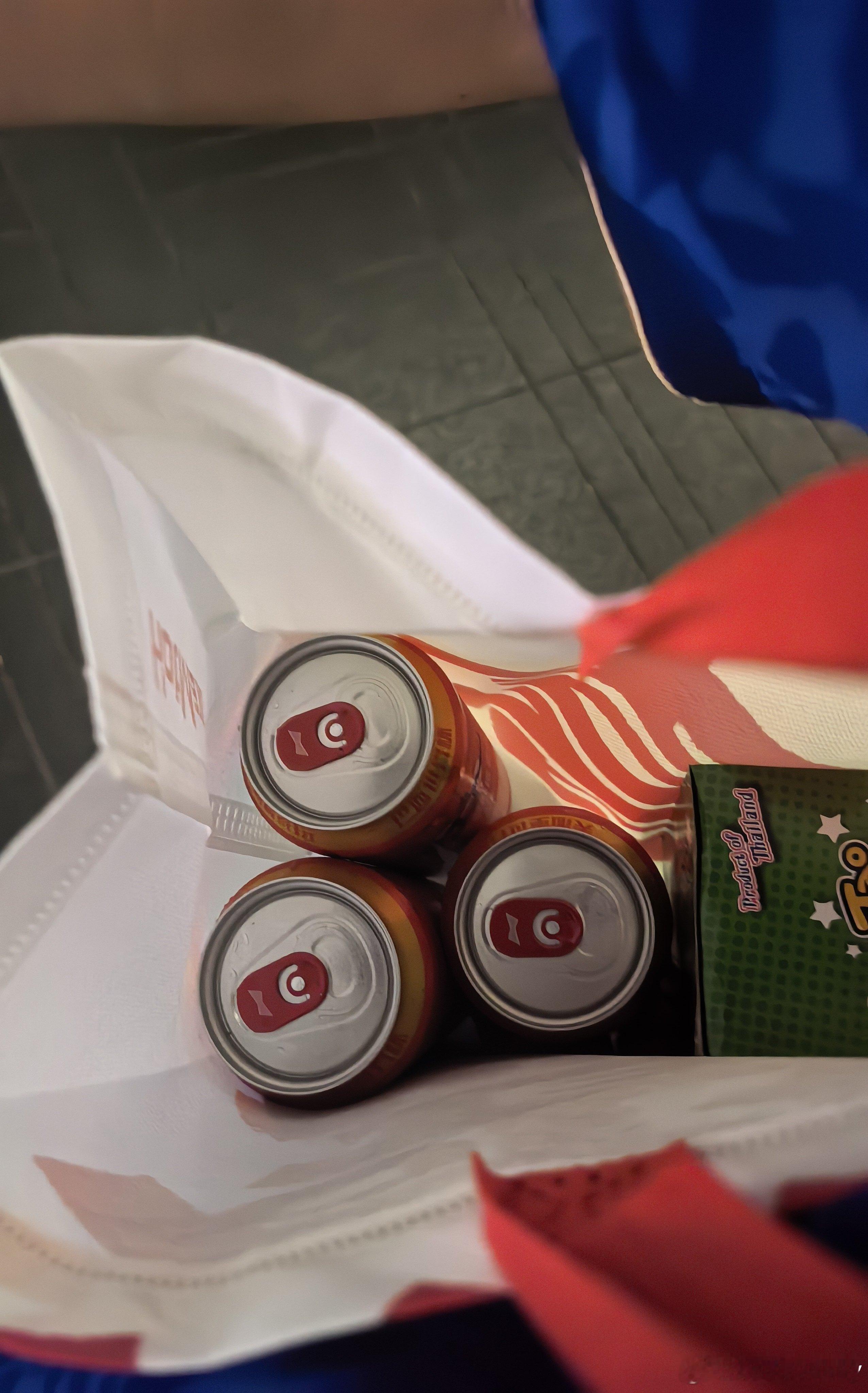 带饮料陪小朋友看个蜘蛛侠 深圳·鸿荣源·壹成中心