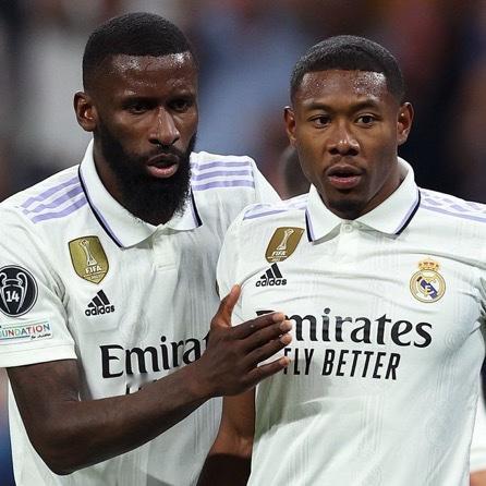 吕迪格在皇家马德里的未来仍然悬而未决。如果他离开，中后卫位置可能会出现空缺。至于