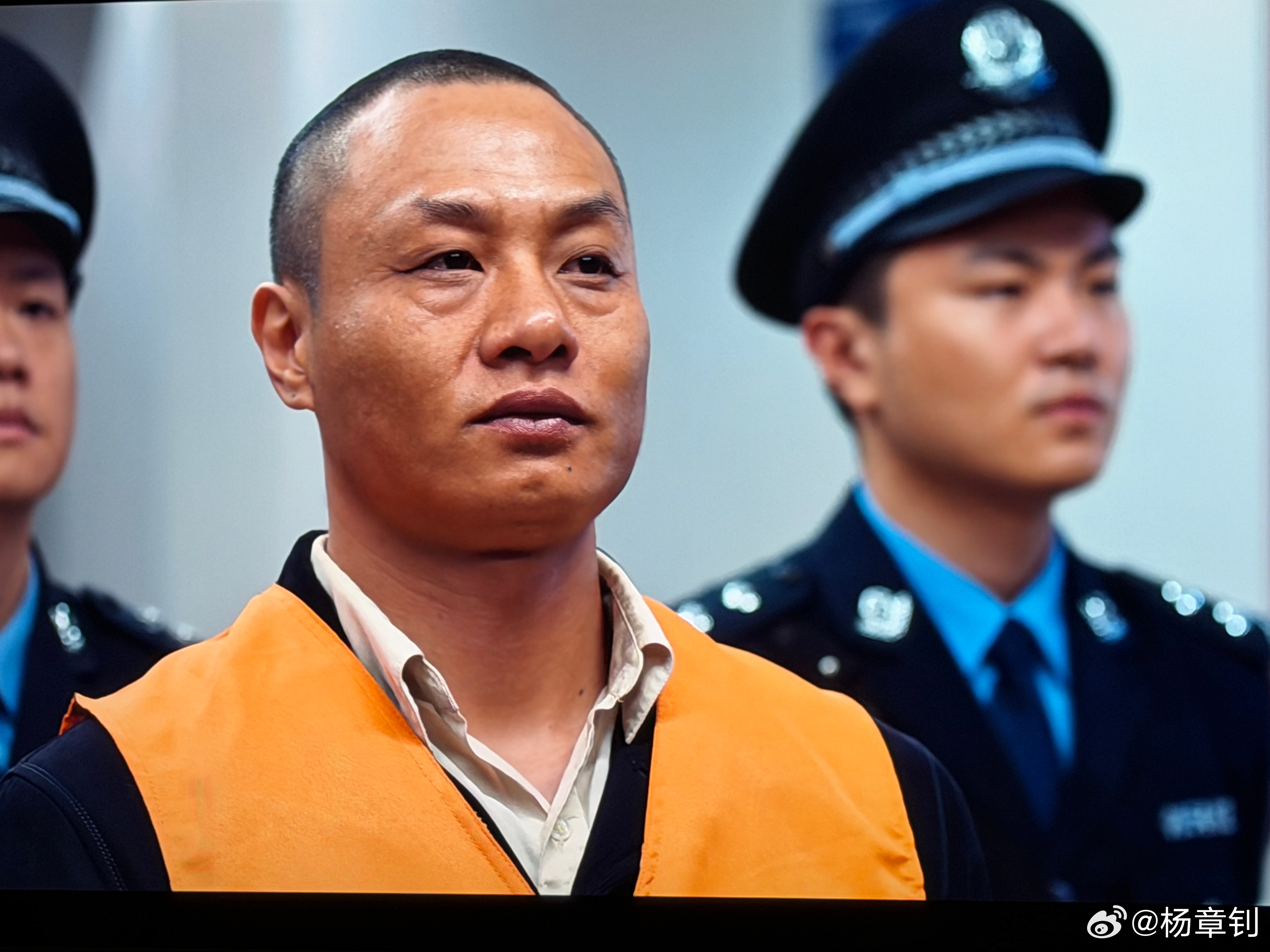 我觉得他的小弟演技也挺好！“我觉得他人挺好的！”悬案剧集悬案