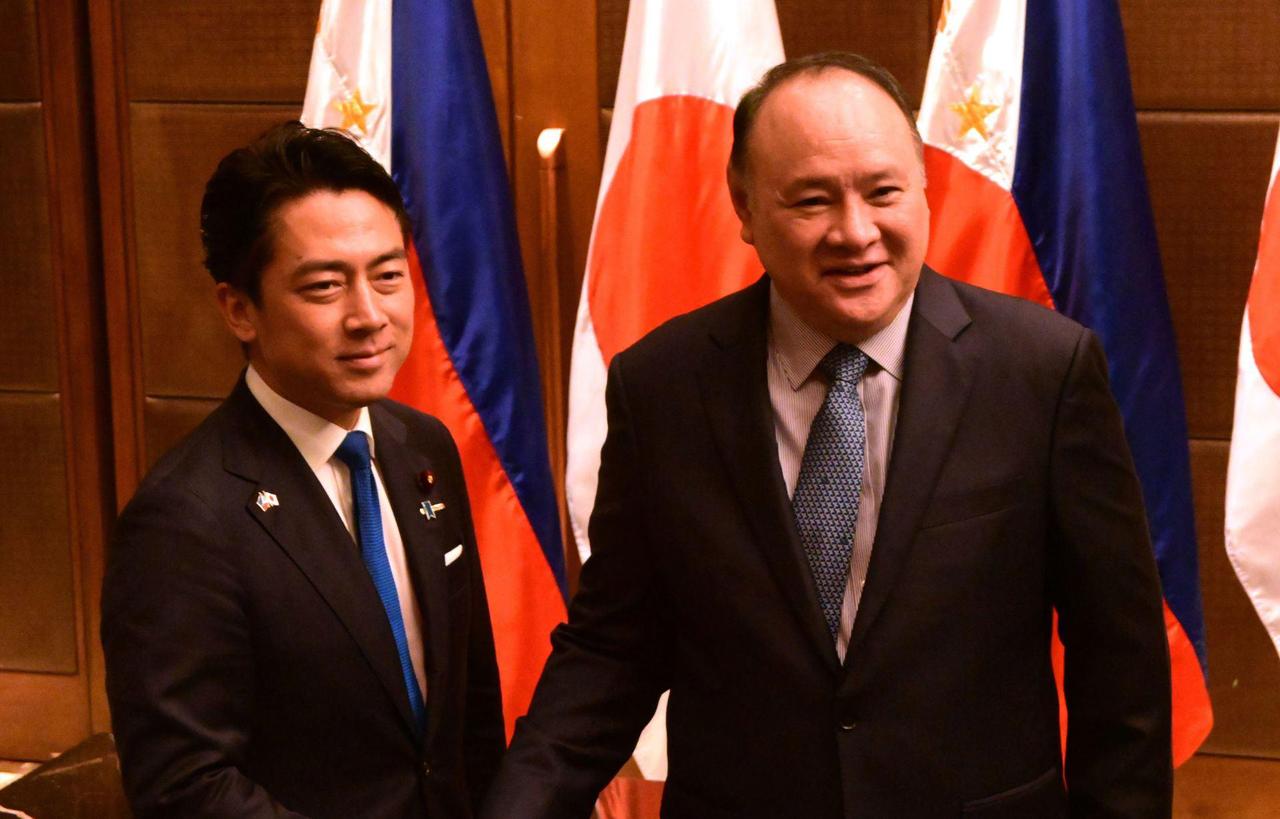 过去这些年，国际政治圈里有一门稳赚不赔的生意，那就是反华。很多国家的政客把这一套