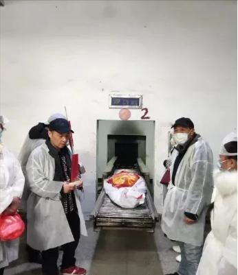 这就是丁克的下场！2022年，北京昌平，赵女士在41岁时因病去世，她生前没有结婚