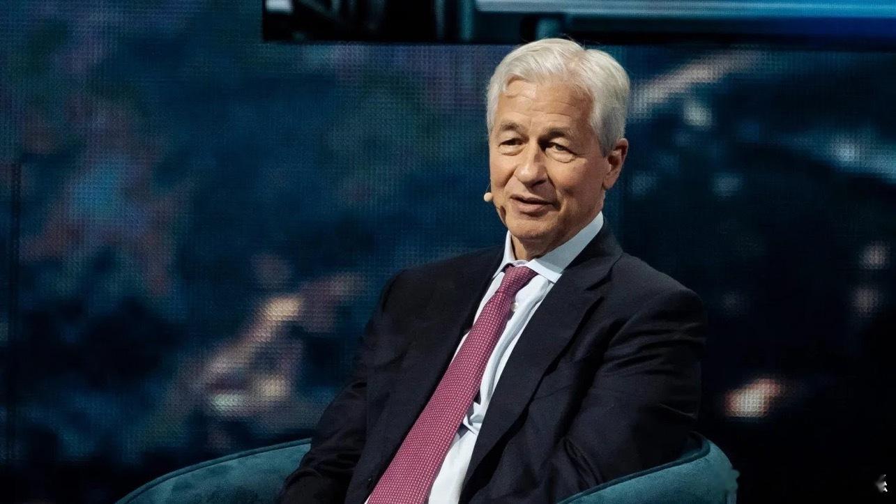 川普：假新聞《華爾街日報》版文章未經任何核實就聲稱，我曾向摩根大通的傑米·戴蒙提