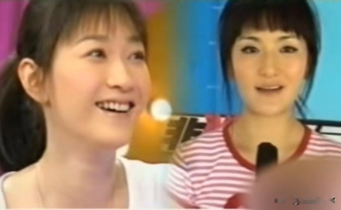 早年同框细节早已藏着真相，谢娜和李小冉相处时表情拘谨压抑，全程丢失自我，肉眼可见