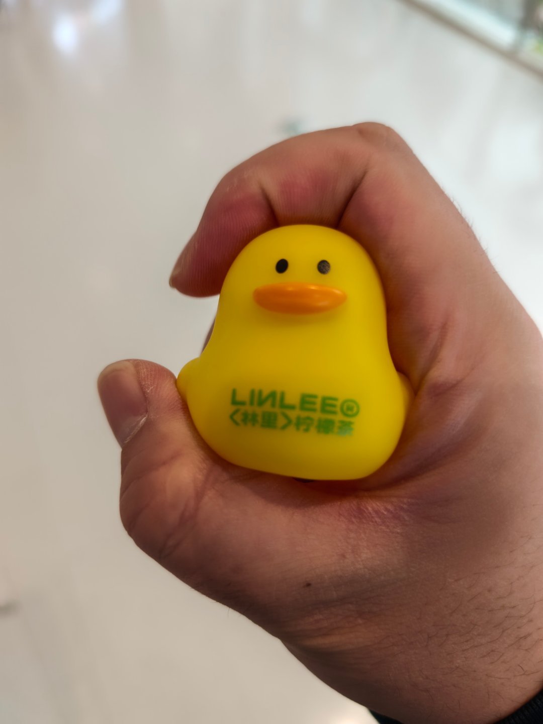 我有段时间可喜欢买他家奶茶了，因为给我鸭子