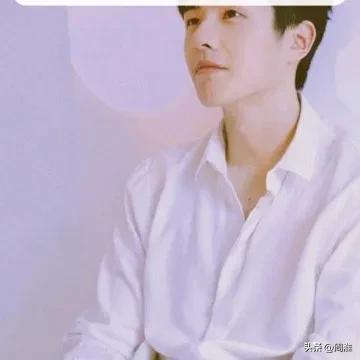 自信确实是一个人最可贵的品质。在生活中，自信就像一把钥匙，能打开许多机会的大门。