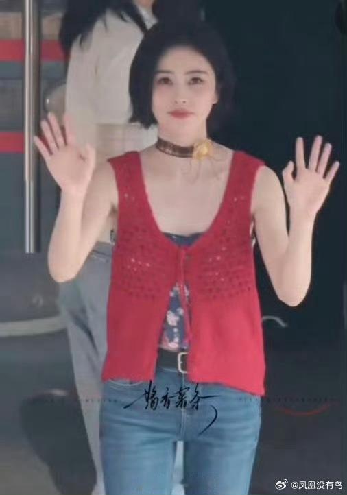 总感觉有点精致土单拎出来都还好 