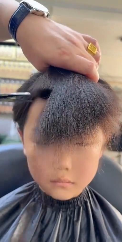 有男有女，