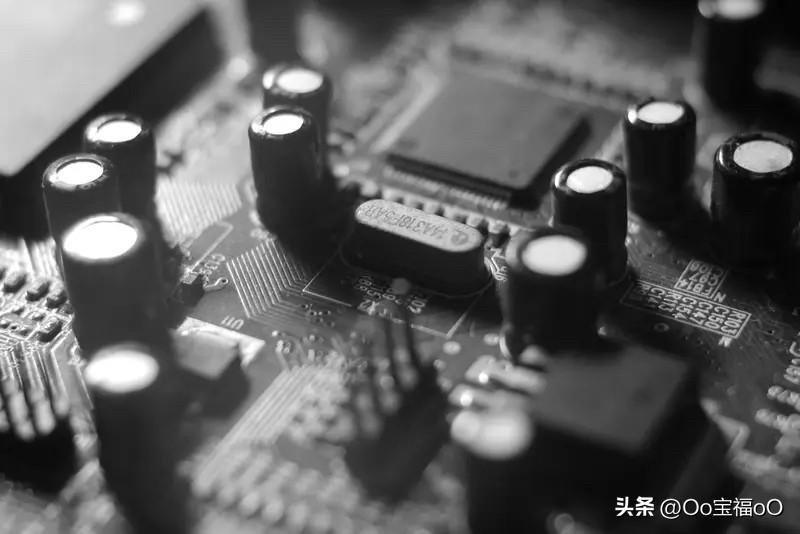 网络大脑的执行力，那可太关键了。在未来，它就是领导世界的生产力。就像现在很多科技