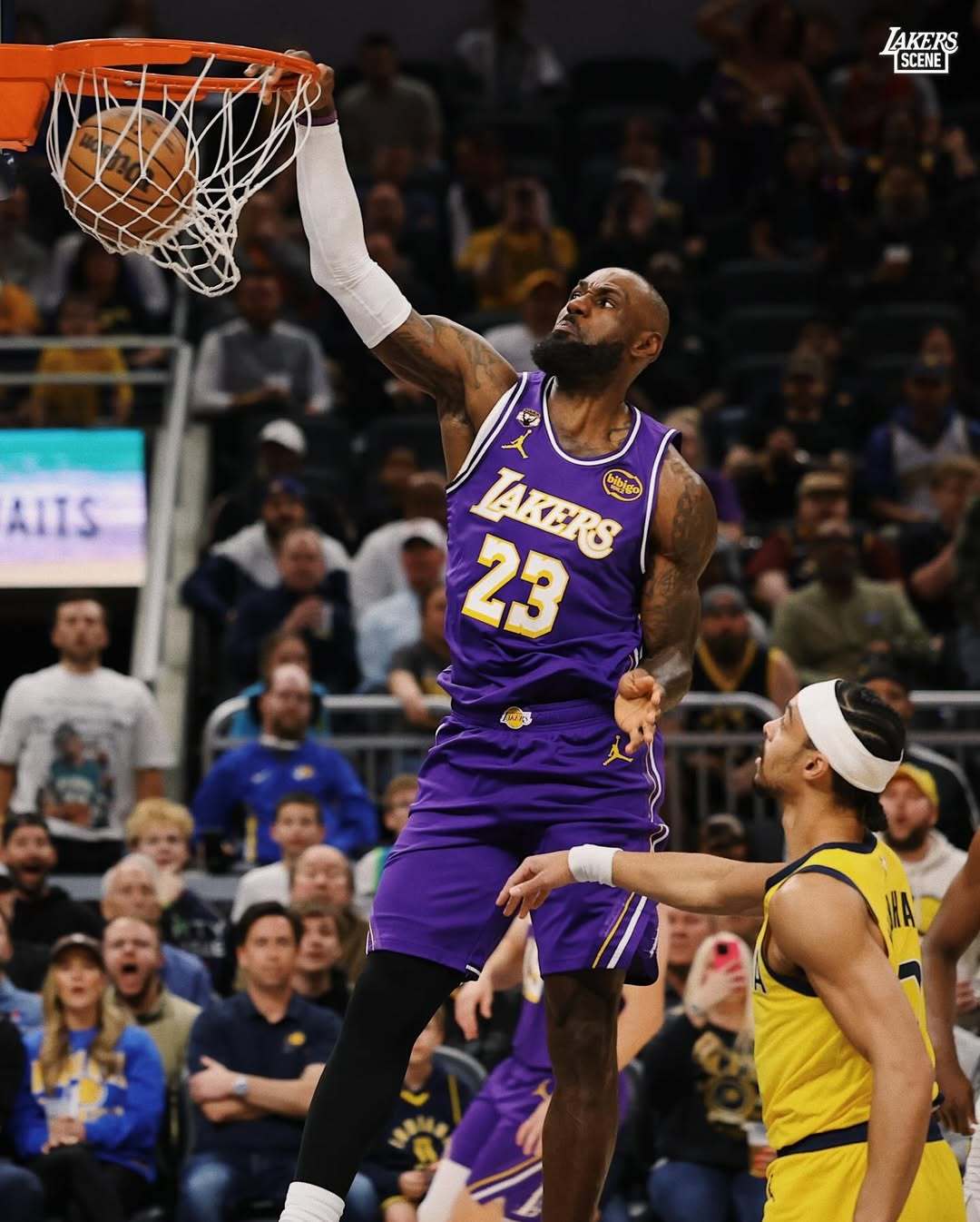 六连客期间，詹姆斯合计15个扣篮，场均2.5个扣篮，简直不可思议！ 