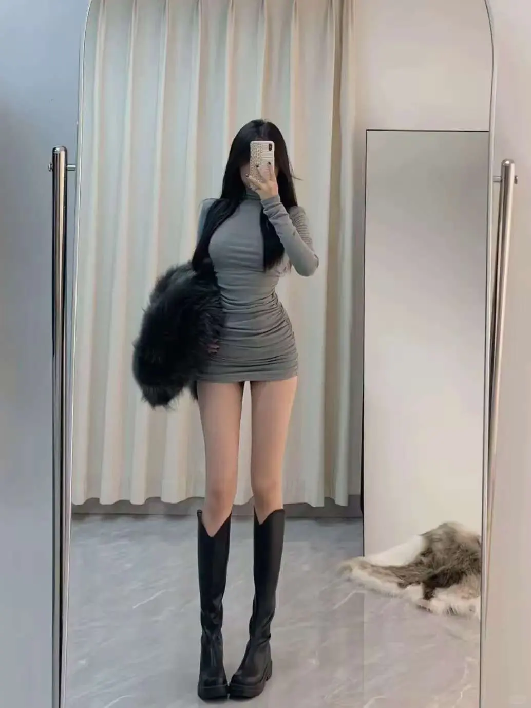 高跟鞋 辣妹穿搭 好身材好气质 女装穿搭 短裙穿搭