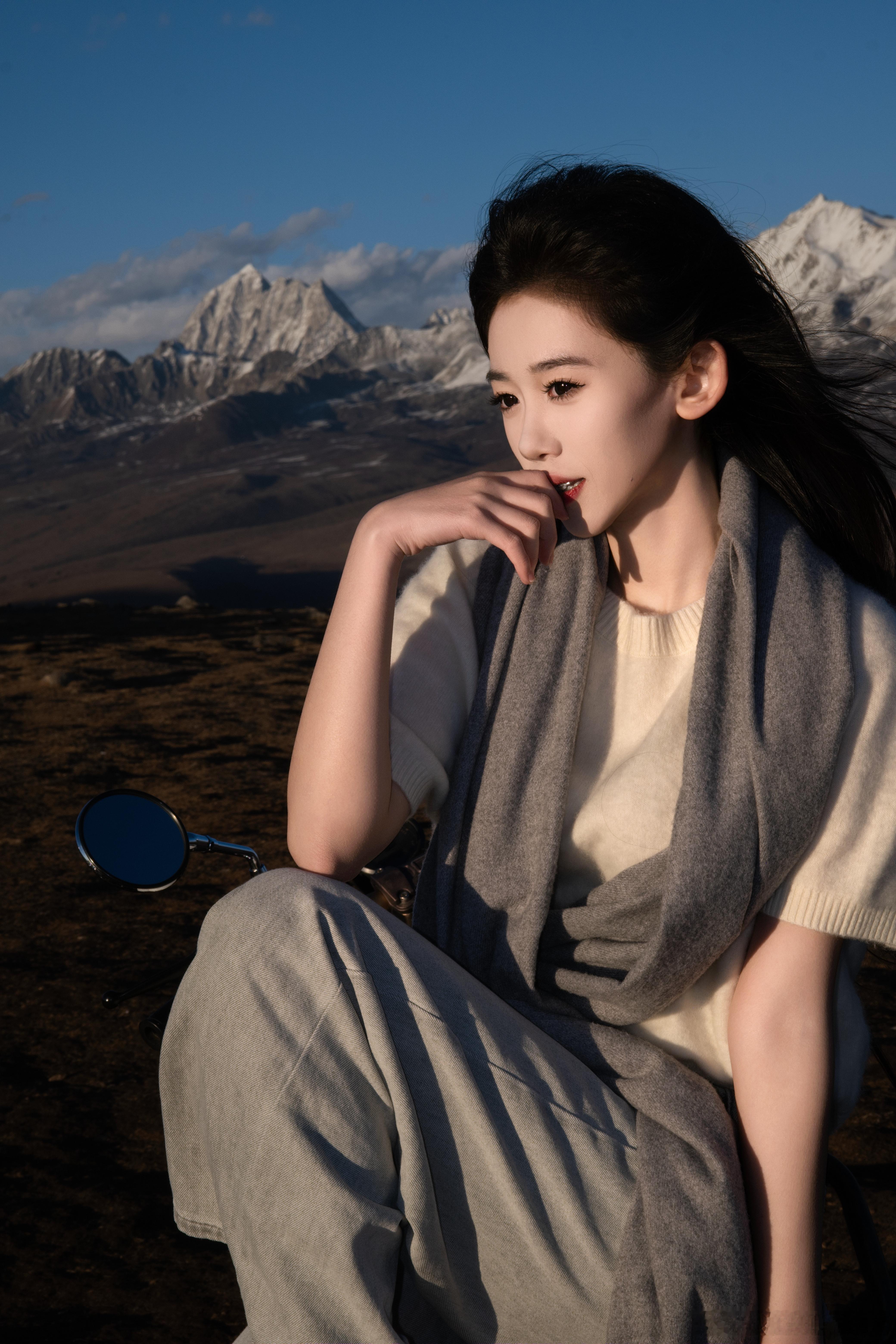 我被群山环绕 群山自会为我祈福 