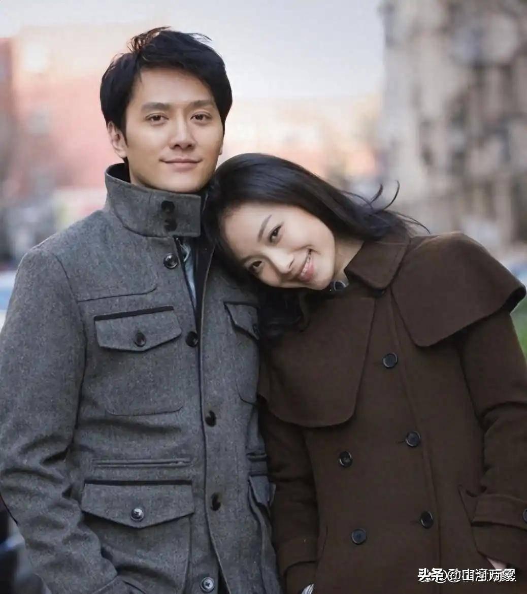 美女演员倪妮完整感情史（两段官方公开明星恋情）
 
一、冯绍峰（2012.5—2