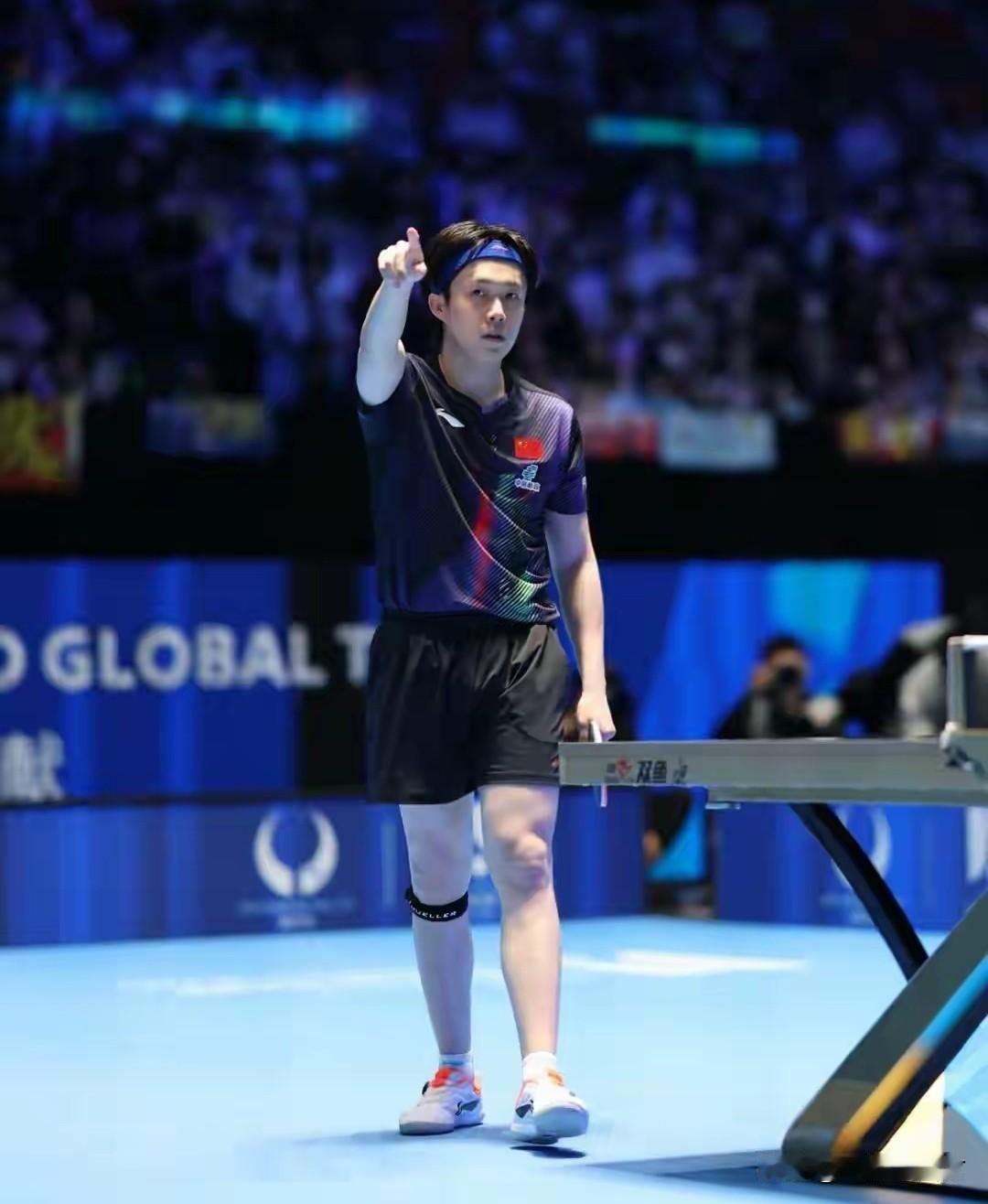 昨天在海口进行的乒乓球亚洲杯首日比赛，由于王楚钦和孙颖莎伤愈重回赛场，引发观赛热