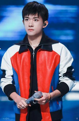 易烊千玺生来就是going我的双11疯狂好六夜易烊千玺无论是作为歌手还是演员，似