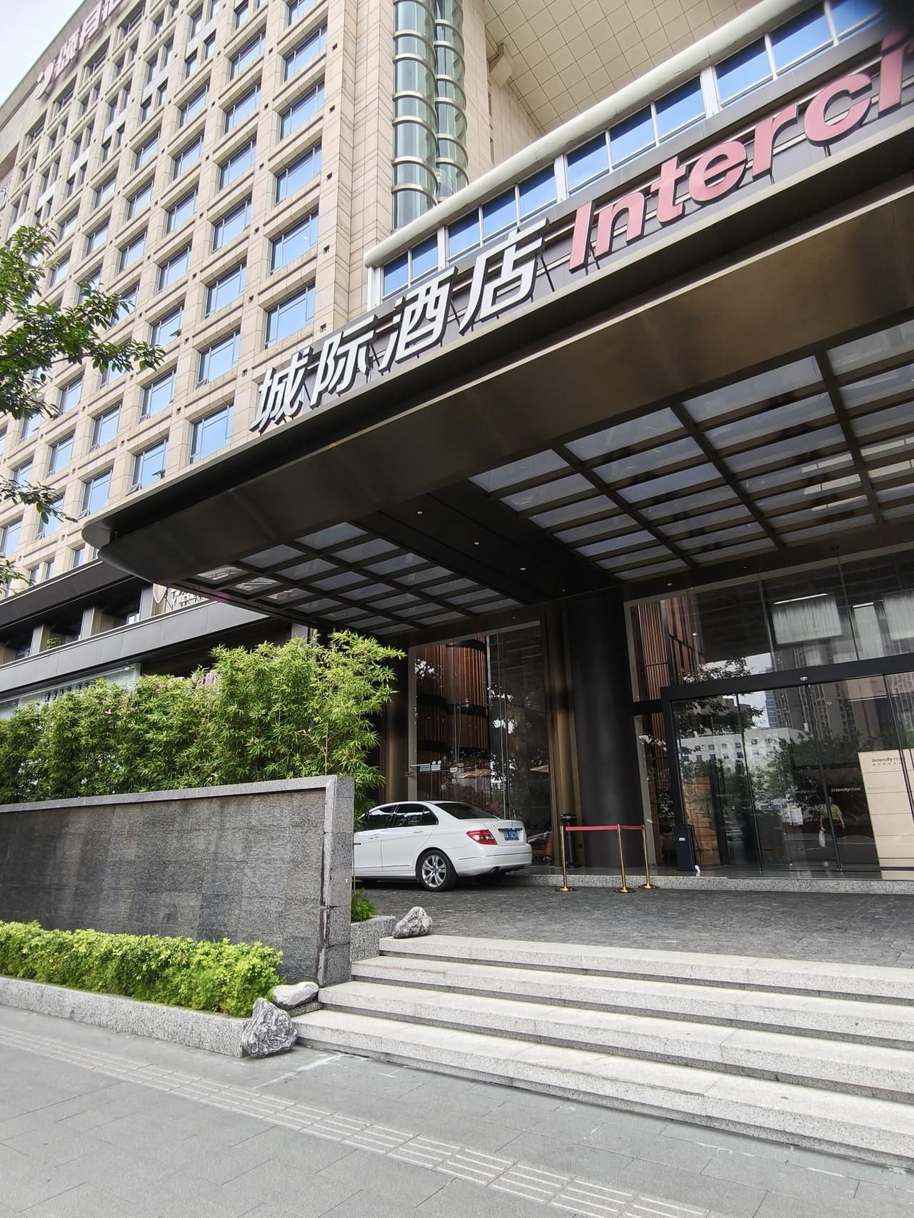 广州街道景色 广州美食 镜头下的广州 看看你拍的广州 城市观察员 城市.街拍 广