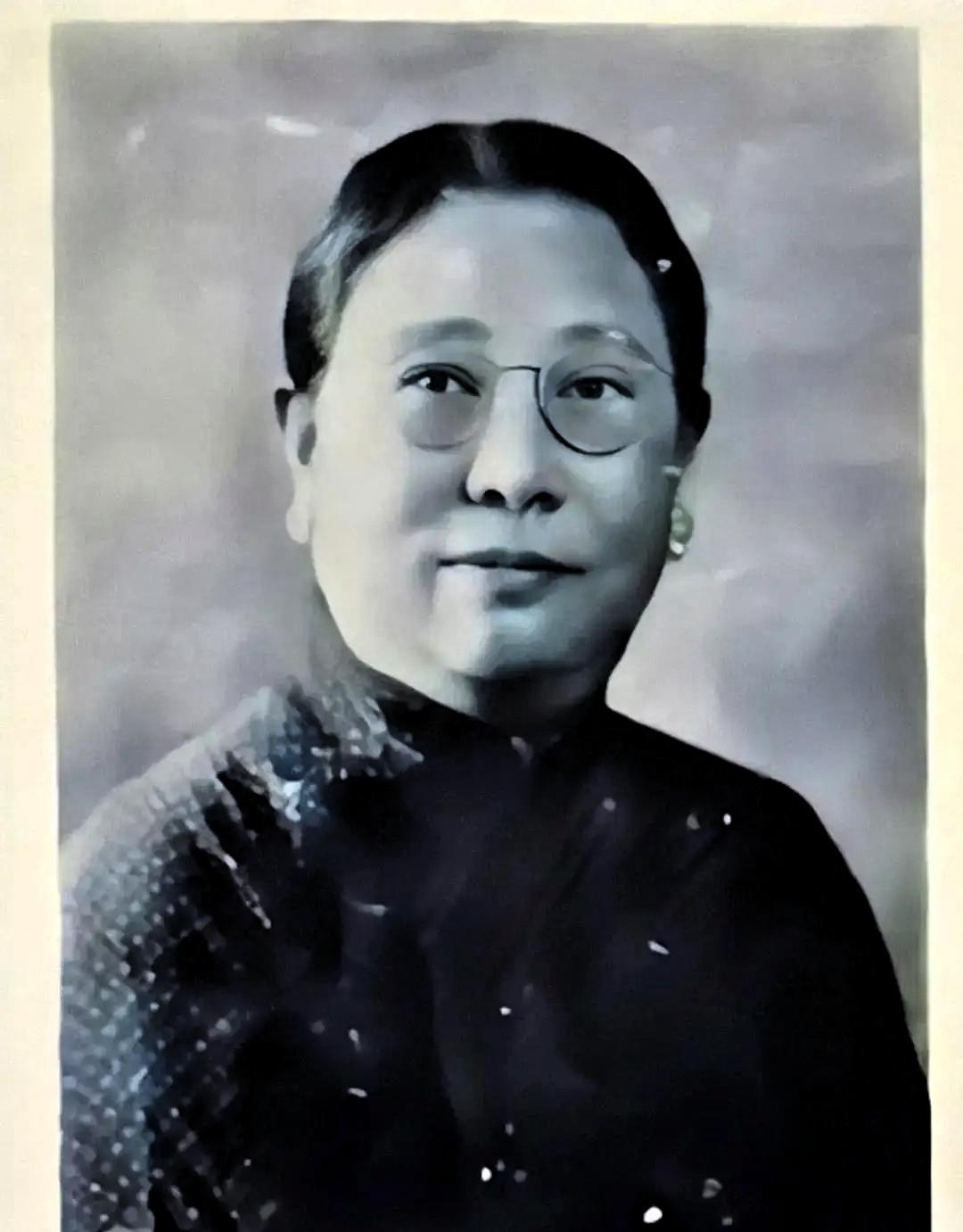 民国副总统黎元洪借宿在部下家中，睡梦中隐约觉得有些不对劲，他的裤子湿了一片。醒来