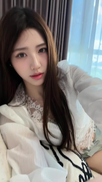 女孩子怎么穿搭既时尚又好看?
