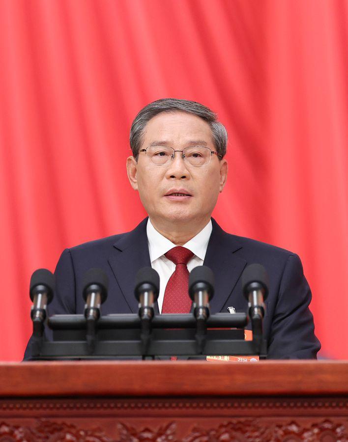 3 月 5 日，国务院总理李强在会上宣读政府工作报告，其中关于台湾问题的表述，直