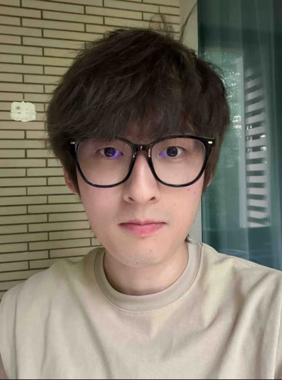 此博主已被帅晕浅色系深色系都在我们粽粽哥的统治区！  专栏 · 小瑞能量包