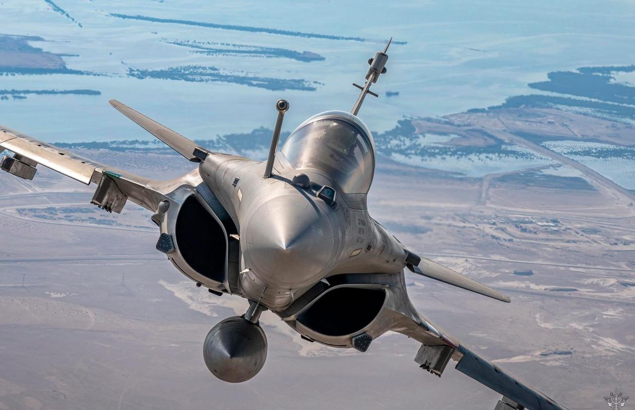 法国空天军（AAE）阵风正向视角/迎头空对空（A2A）摄影好图
Photo cr