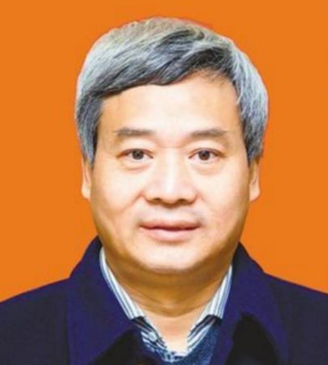 2009年，河南医生宋兆普免费到孤儿院看病，可没想到竟发现8成孩子的肚皮比纸还薄
