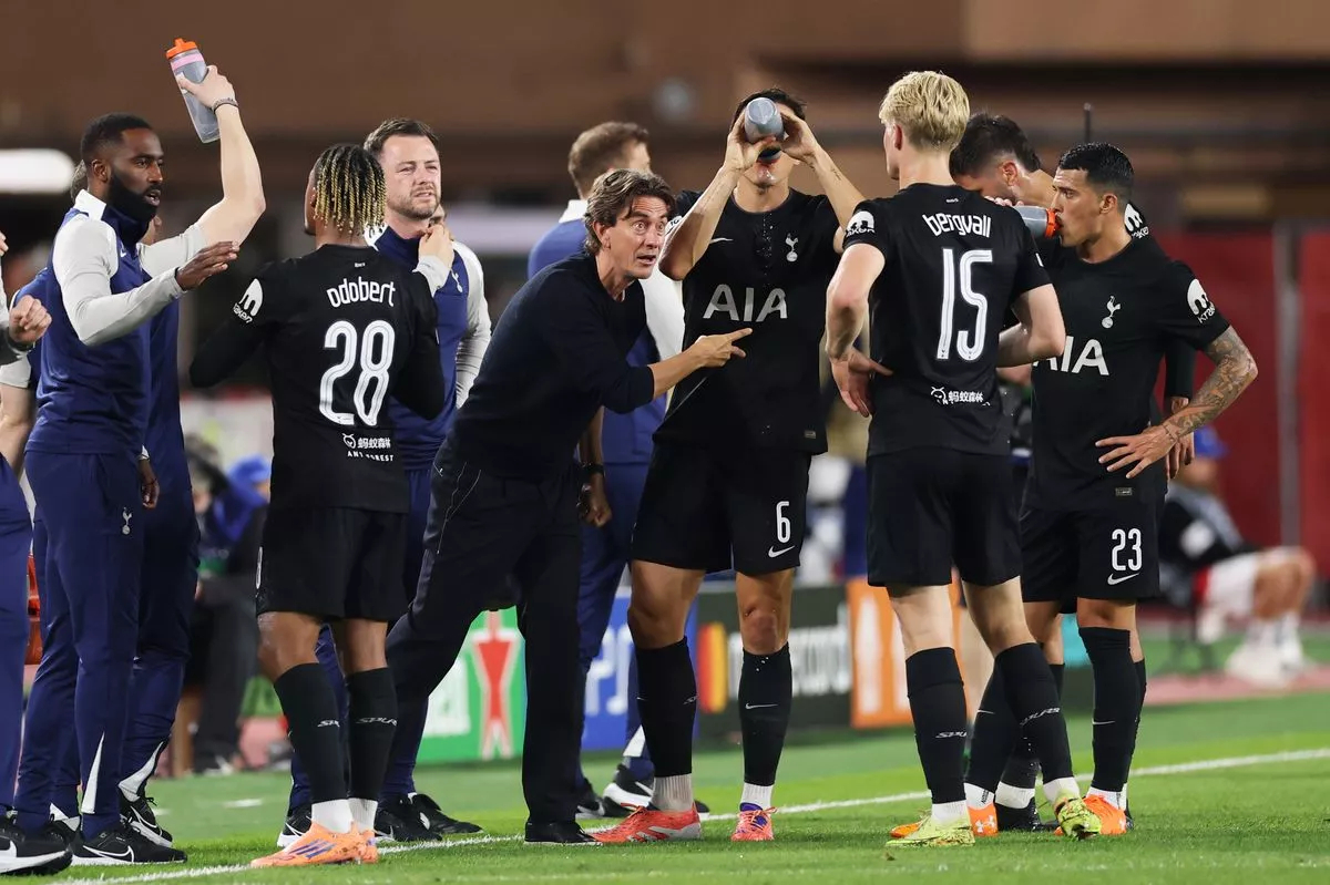 弗兰克：“贝里瓦尔非常有天赋。我认为他最终会成为我们所说的‘8号位’球员，我觉得