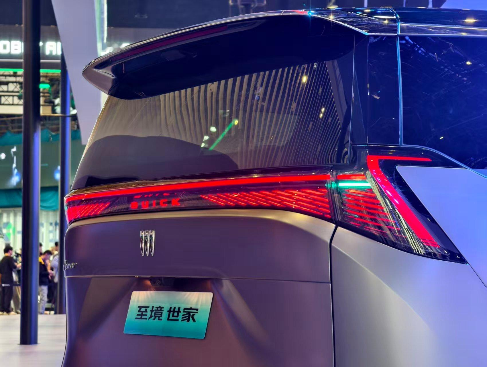 2026北京车展 别克开始秀肌肉了，逛完展台跟大家唠两句。首先是至境品牌一周年，
