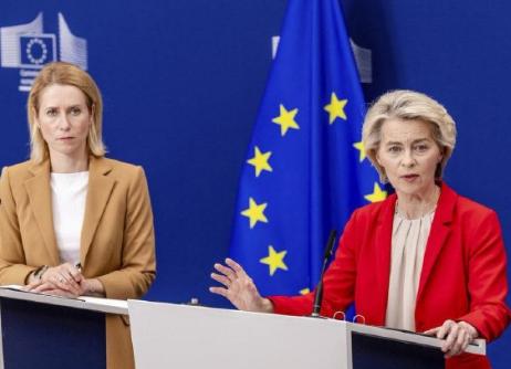 卡拉斯在多个公开场合表达过“肢解俄罗斯”或“将俄罗斯分裂成多个国家”的立场，相关