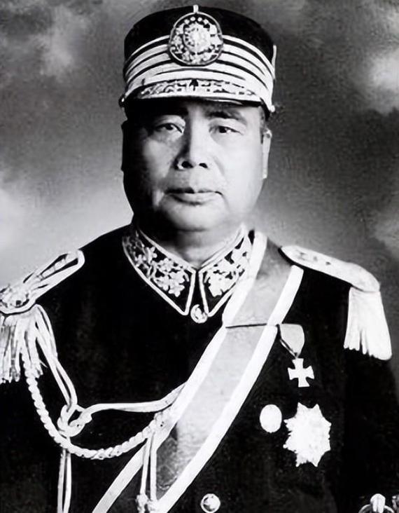 1949年4月渡江战役打响之后，解放军第35军一路南下，直扑南京。35军的军长叫