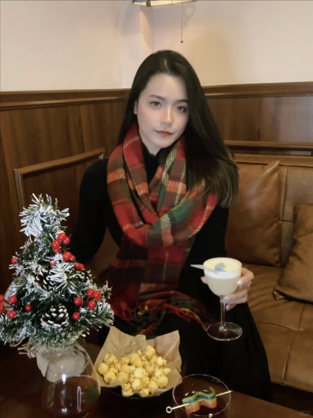 🍸天河六运复古风bar圣诞氛围好浓......
