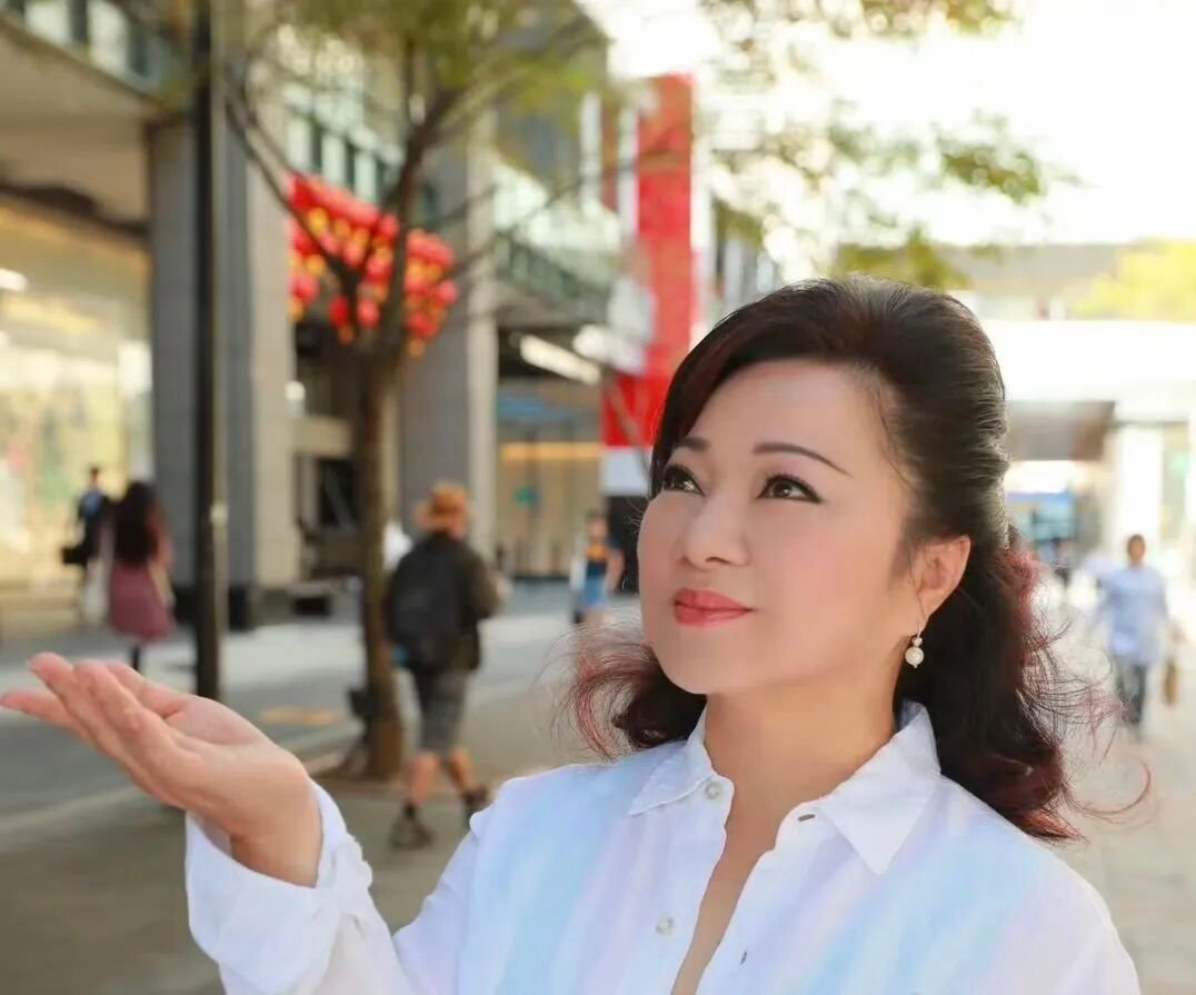 看到白冰冰这条长文，心里真的堵得慌。71岁了，女儿离开29年，她还在每年去宫庙祈