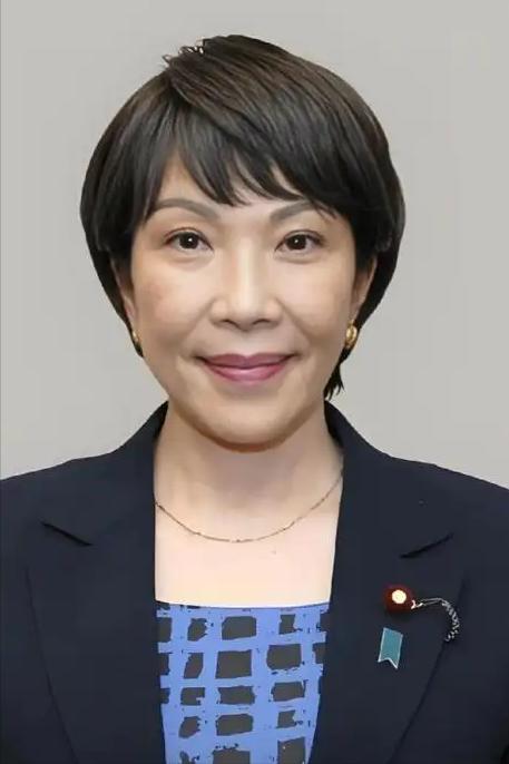 日本传来消息：4 月 16 号，日本首相高市早苗亲自出面，当着公众的面宣布了一个