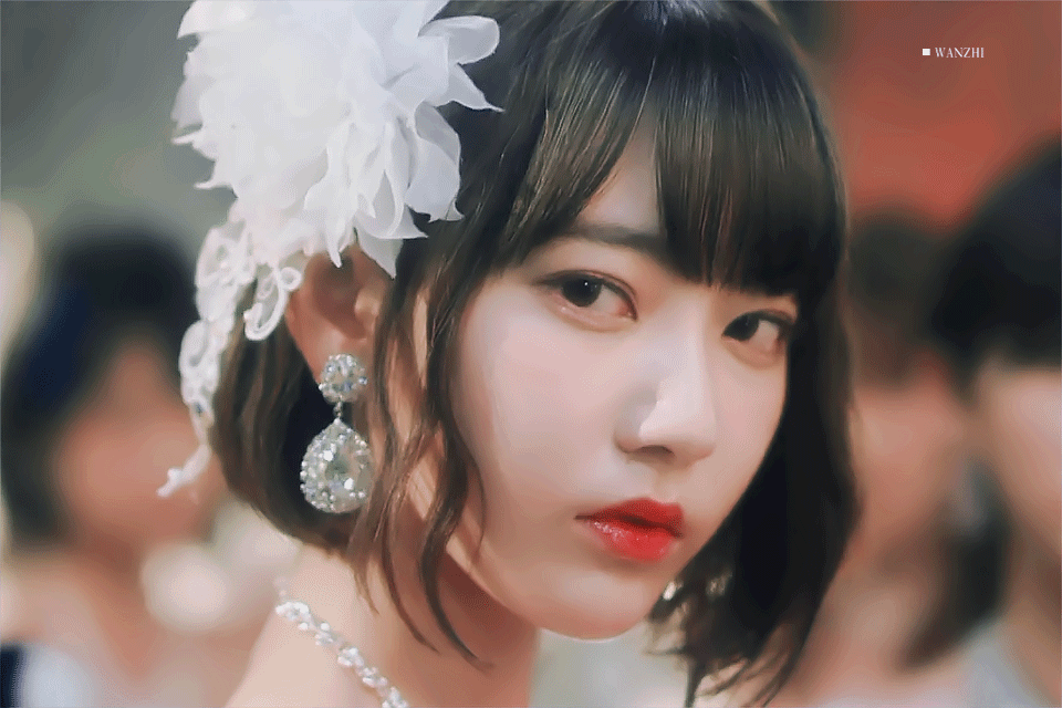 宮脇咲良  🌸宫胁咲良日女一你是说在公司打压，日本几乎没有活动的情况下还能是k