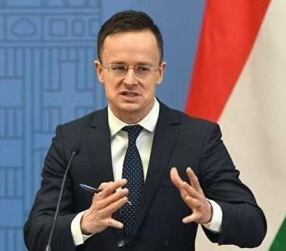 🔥🇭🇺匈牙利新政府已开始大规模解雇与彼得·西亚尔托共事的外交部工作人员。已