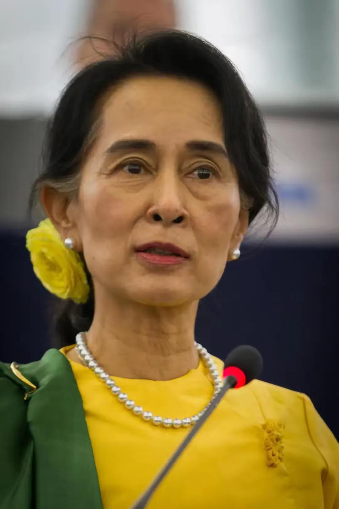 菲律宾这回脸怕是丢大了！缅甸下令：昂山素季带病服刑服满为止。

7月1号，菲律宾