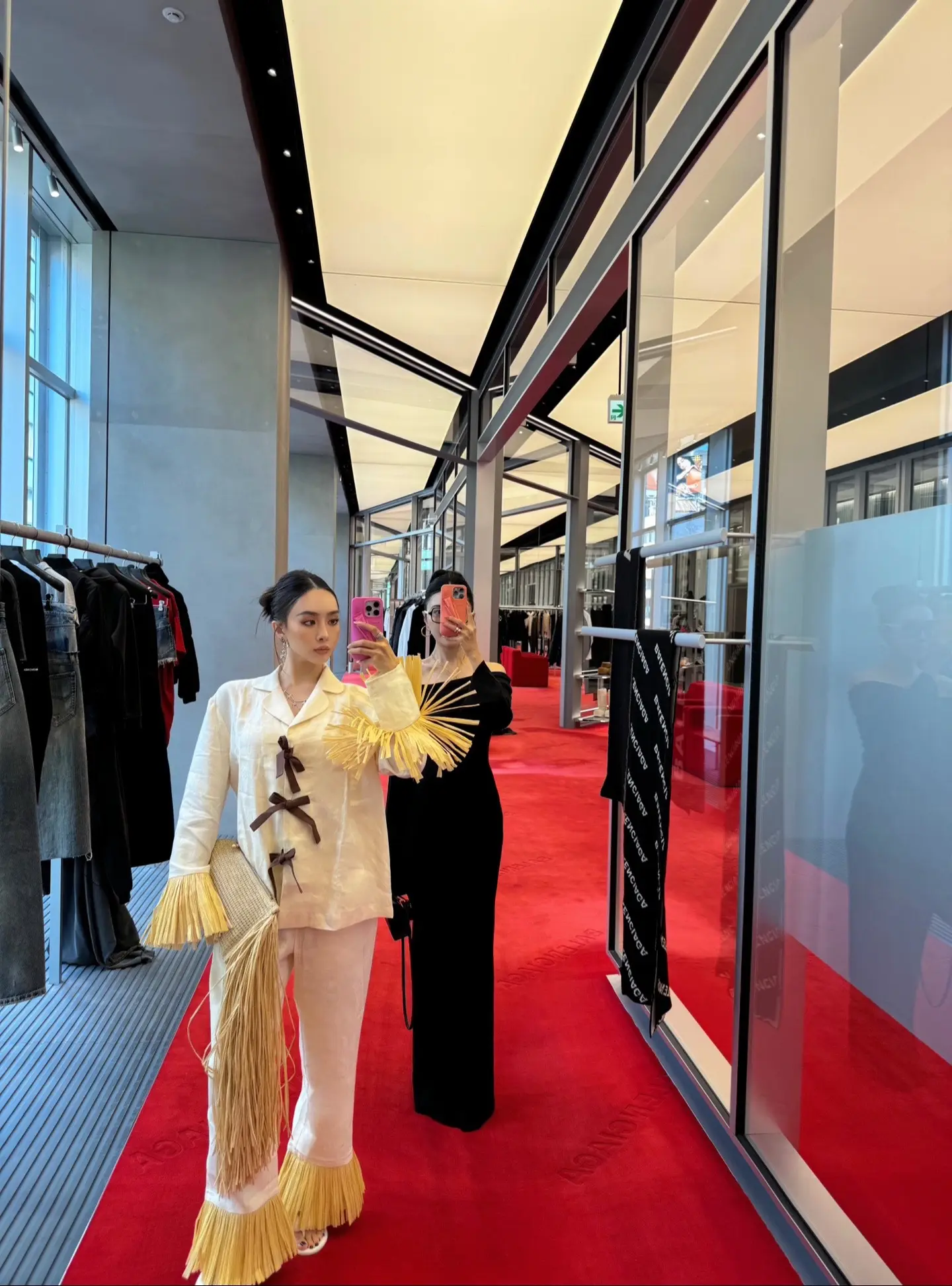 跟妹妹的“对镜拍”出行带的都是我们LYVY的衣服