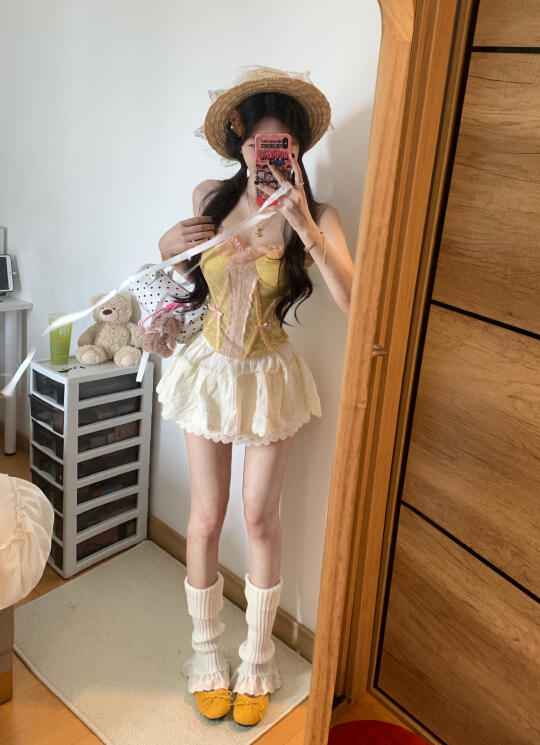 鱼骨胸衣➕短裙 好明媚 好适合夏天！！