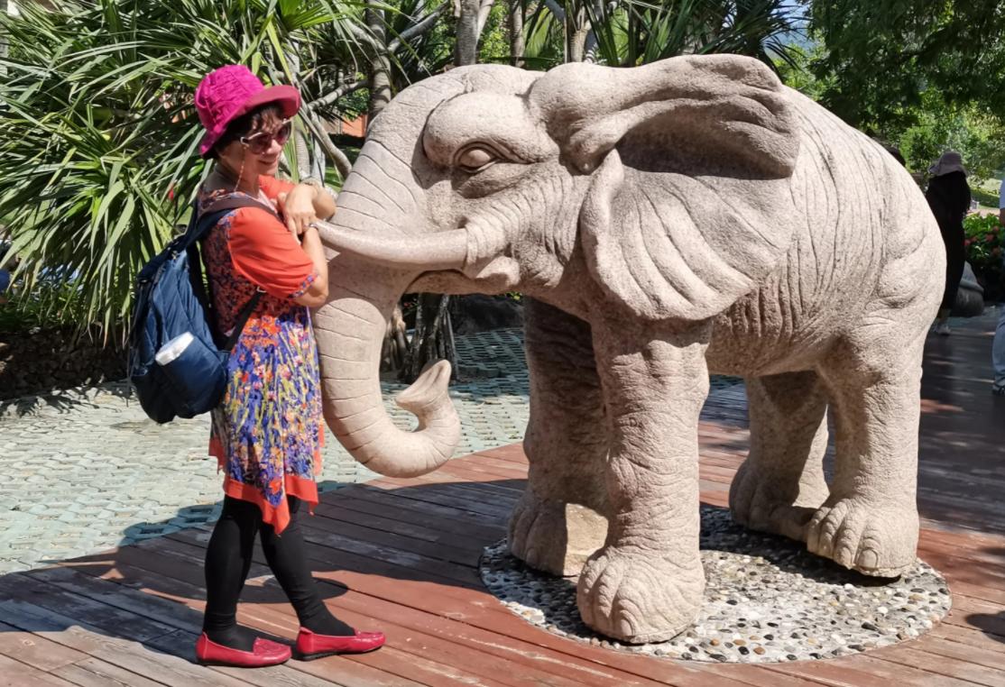 海南旅游返程机票高达2万，真不应该，这反应了海南旅游始终起不来背后的真实现状。过