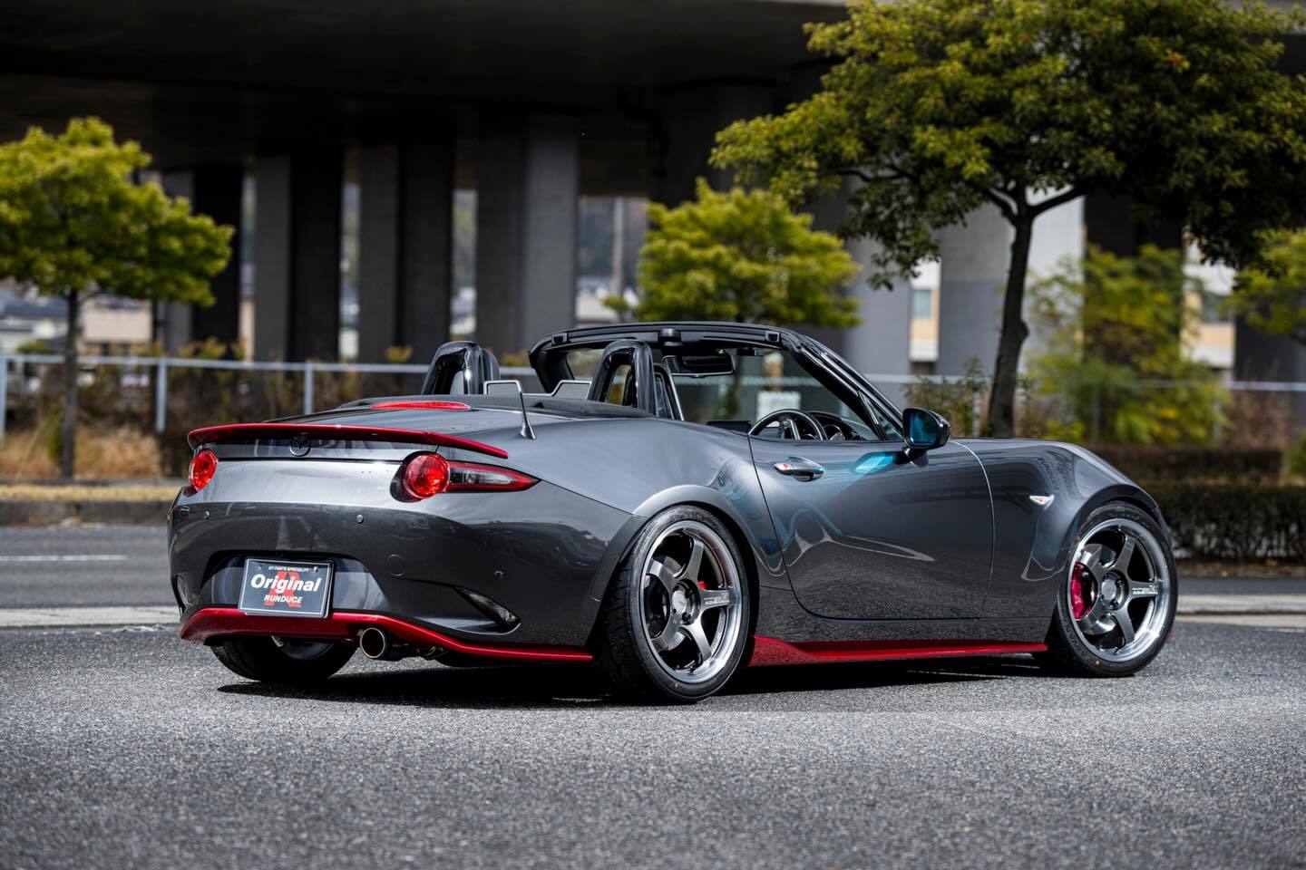 马自达MX-5 ADVAN